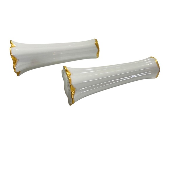 Tall White Porcelain Hutschenreuther Salt & Pepper Shakers / Gold Trim Germany - Picture 6 of 12
